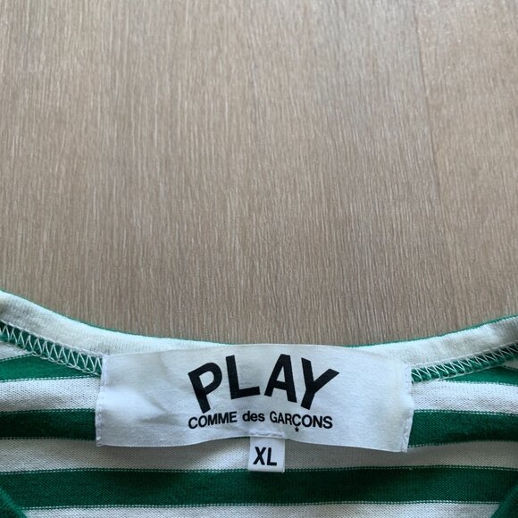 Comme des Garcons PLAY Green & White Heart Patch Long Sleeve T-Shirt - Picture 2 of 3